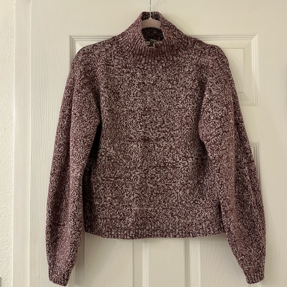 Relaxed fit sweater